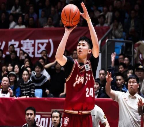 卡尔顿篮下,暴扣,布朗精准助,pa真人,pa真人真人,pa真人电子,PlayAce